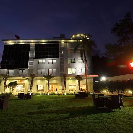 Motel Visava Mahād Exterior foto